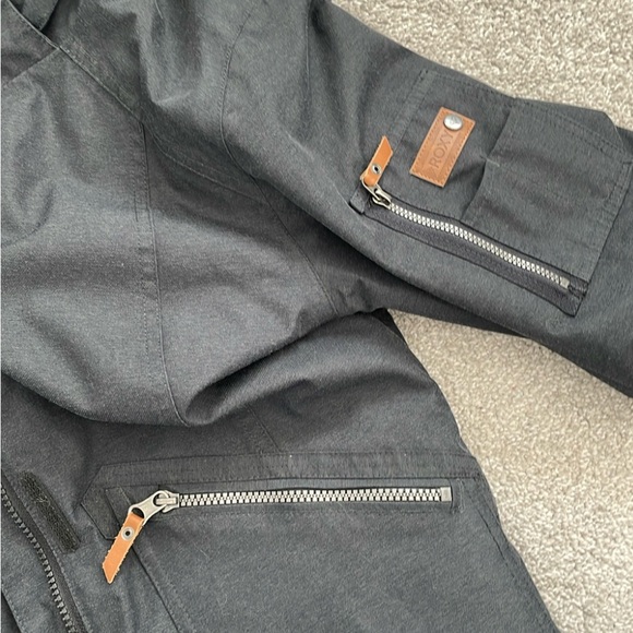 Roxy Women’s Winter Coat - Picture 6 of 10